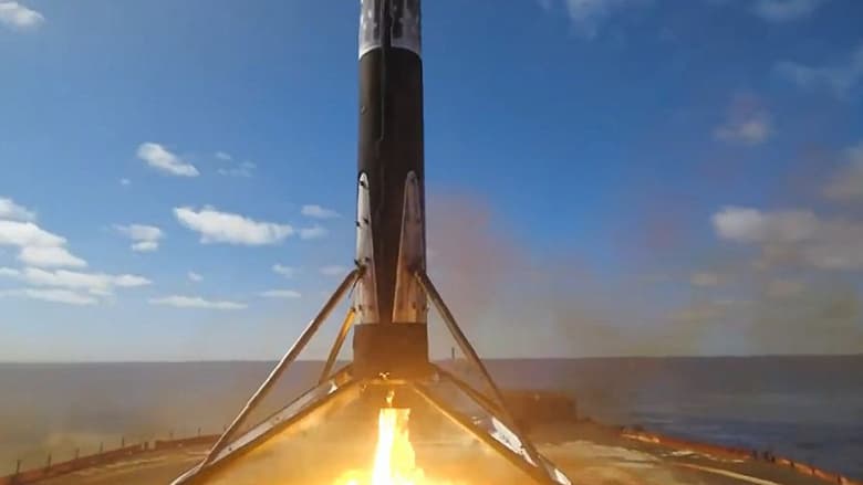 SpaceX выпускает новую серию спутников Starlink с усовершенствованной связью