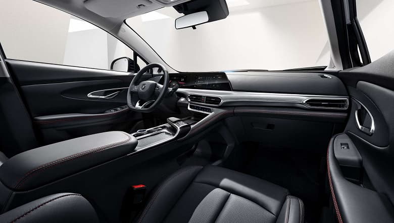 Некоторые китайские автомобили следует запретить для движения по дорогам, полагают в Минпромторге, подчеркнув, что повышения утилизационного сбора недостаточно и необходимы более строгие меры