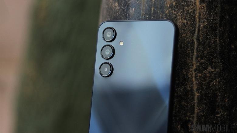 One UI 8 стала доступна для бюджетных Samsung Galaxy A24, A17 4G, A16 4G и A15 4G