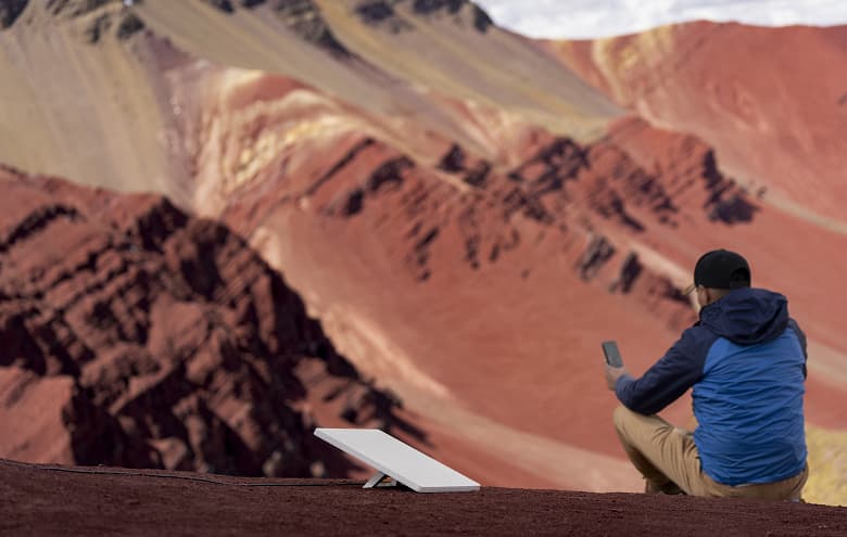 Starlink впервые подключит отдалённые районы Индии к спутниковому интернету Starlink впервые подключит отдалённые районы Индии к спутниковому интернету