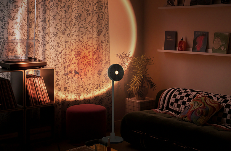 Устройство «3 в 1», которое может выполнять функции проектора, атмосферной подсветки и Bluetooth-колонки: представлен LG MoodMate