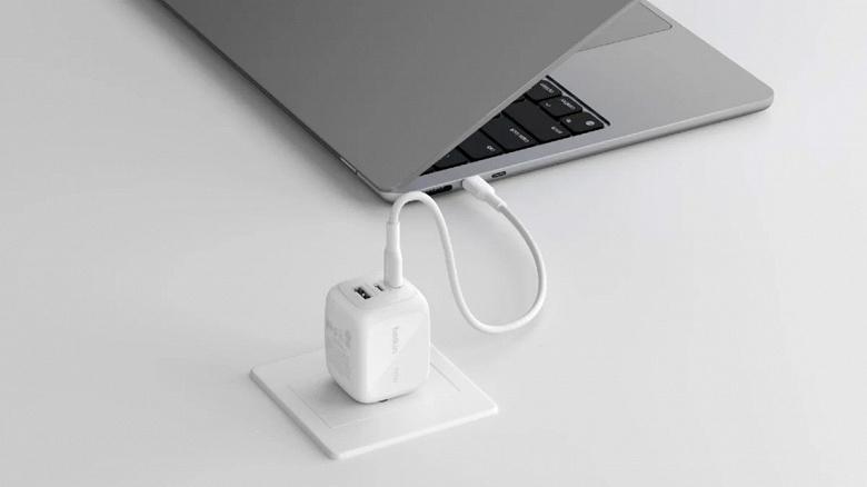 Карманная 70-Вт зарядка Belkin BoostCharge Pro: 50 % для Galaxy S25 за 26 минут