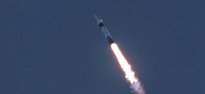 6 ноября Falcon 9 вывел на орбиту 28 спутников Starlink, доведя общее число аппаратов до 2600 менее чем за год 6 ноября Falcon 9 вывел на орбиту 28 спутников Starlink, доведя общее число аппаратов до 2600 менее чем за год