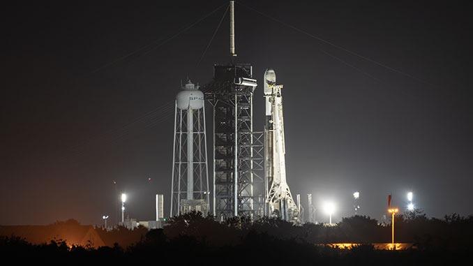 SpaceX спешит на старты до «комендантского часа» FAA: пять пусков Starlink и миссия Transporter-15 в правовом тумане