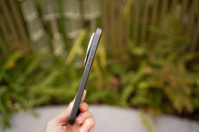 Чёрный Xiaomi 17 Ultra Leica Edition показали вживую со всех сторон после презентации
