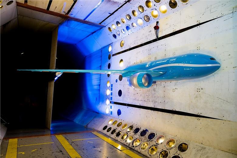 NASA и Boeing провели испытания адаптивного крыла для создания экономичных самолетов NASA и Boeing провели испытания адаптивного крыла для создания экономичных самолетов