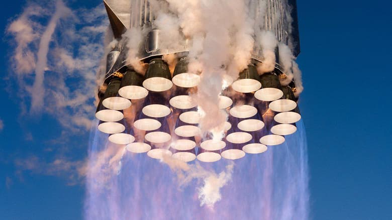 SpaceX продемонстрировала успешный запуск Starship и захват Super Heavy с нового ракурса в замедленной съемке SpaceX продемонстрировала успешный запуск Starship и захват Super Heavy с нового ракурса в замедленной съемке