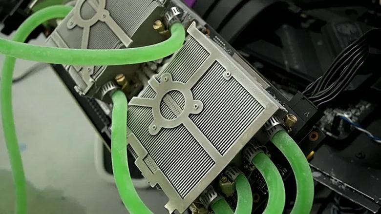 До 13 градусов под нагрузкой: энтузиаст охладил RTX 2060 ледяной водой через тепловые трубки До 13 градусов под нагрузкой: энтузиаст охладил RTX 2060 ледяной водой через тепловые трубки