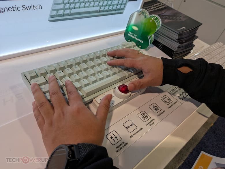 Компактный дизайн Keychron Nape Pro с автоматическим определением положения в пространстве