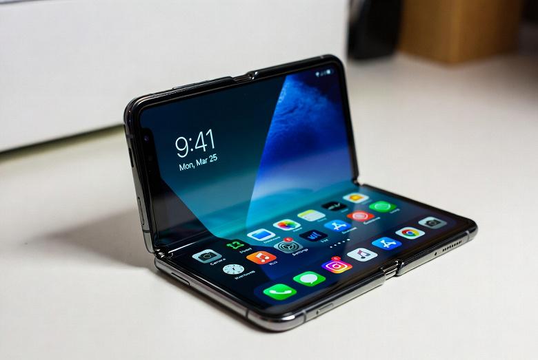 Выход iPhone 18 отложен до первого квартала 2027 года Выход iPhone 18 отложен до первого квартала 2027 года