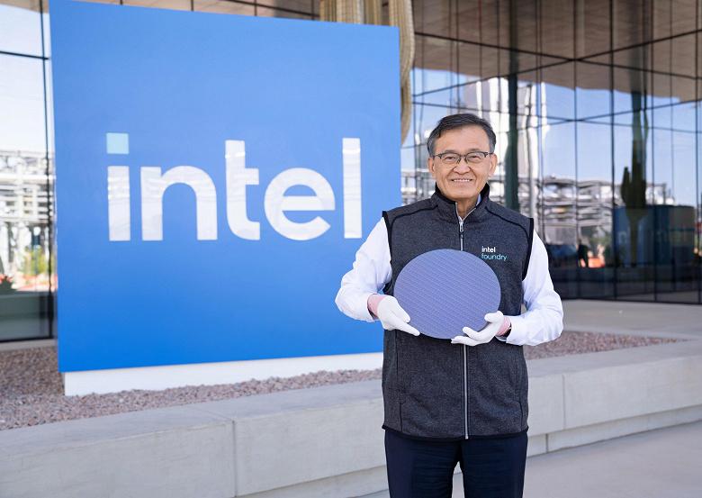 Nvidia начнет производство чипов на заводах Intel не раньше 2028 года Nvidia начнет производство чипов на заводах Intel не раньше 2028 года