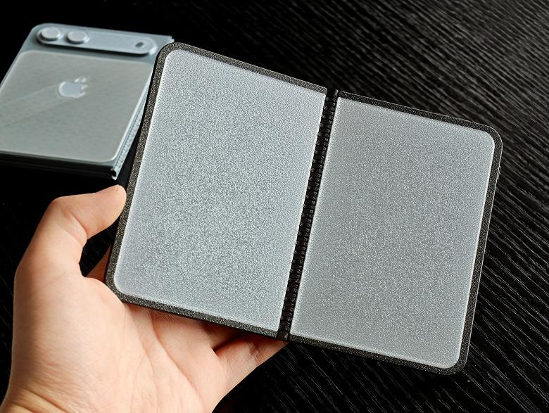 Первый взгляд на дизайн iPhone Fold