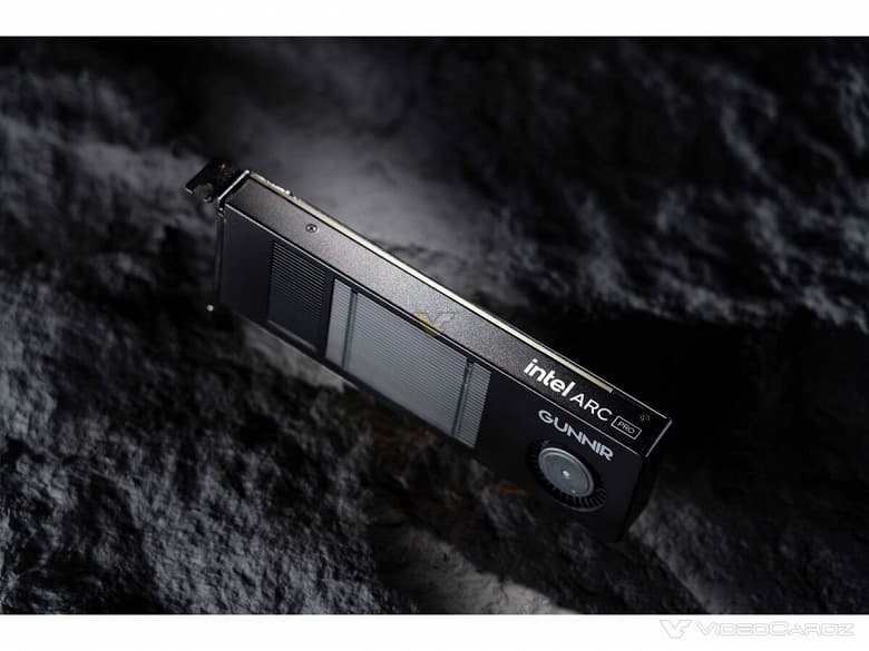 Компактный дизайн и характеристики Intel Arc Pro B50 LP 16GB