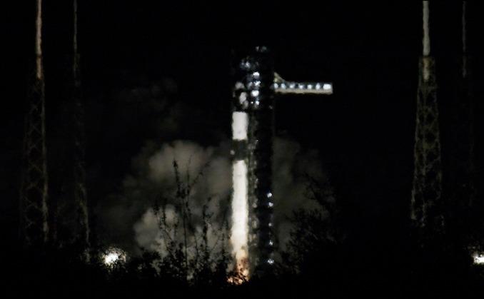 Falcon 9 прошла испытания перед Crew-12: экипаж готовится к восьми месяцам на МКС