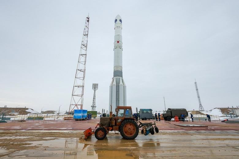Роскосмос показал ракету «Протон?М» на старте Байконура