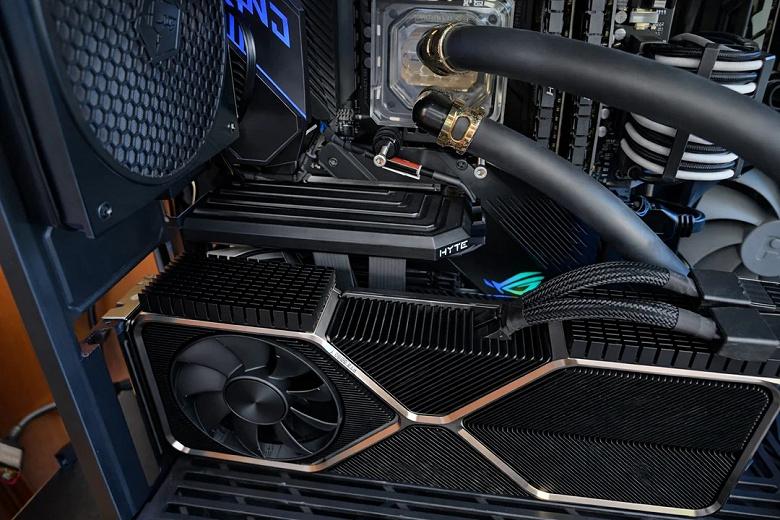 Редчайшую инженерную версию RTX 3080 Ti 20 ГБ разогнали с помощью шунт-мода Редчайшую инженерную версию RTX 3080 Ti 20 ГБ разогнали с помощью шунт-мода