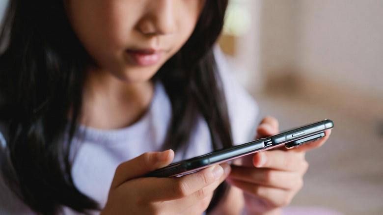 Производство iPhone Fold началось: складка на экране будет практически невидимой Производство iPhone Fold началось: складка на экране будет практически невидимой