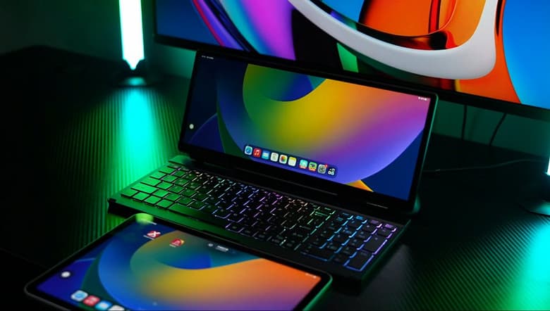 KeyGo Gen2: универсальная клавиатура со встроенным дисплеем, которую легко перепутать с ноутбуком KeyGo Gen2: универсальная клавиатура со встроенным дисплеем, которую легко перепутать с ноутбуком