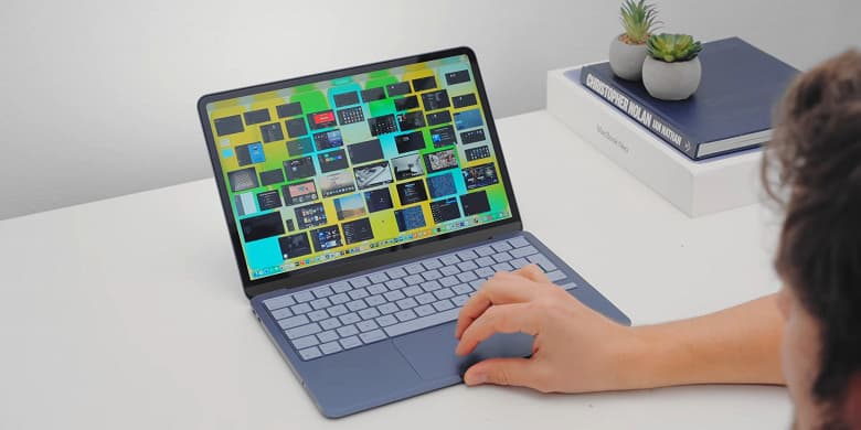 MacBook с 8 ГБ ОЗУ запустил 60 приложений, в то время как более мощный Windows-ноутбук не выдержал нагрузки и отключился