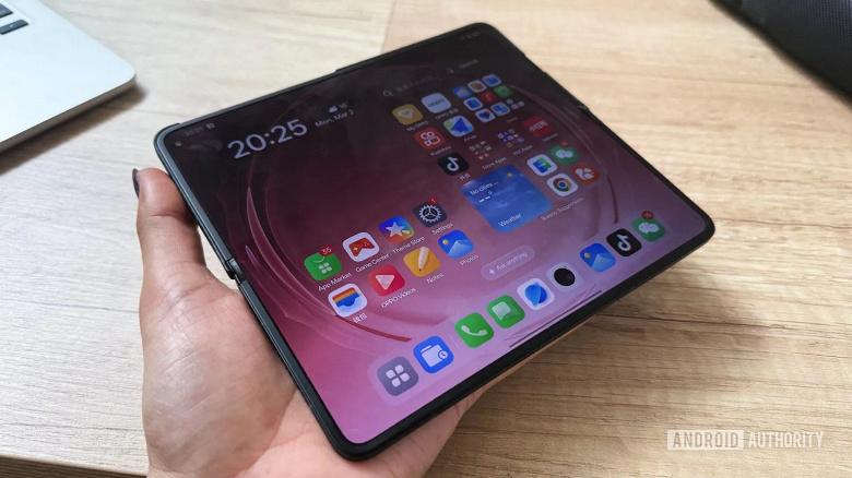 Oppo Find N6 без складки на экране: в сети появились «живые» фото новинки до анонса Oppo Find N6 без складки на экране: в сети появились «живые» фото новинки до анонса