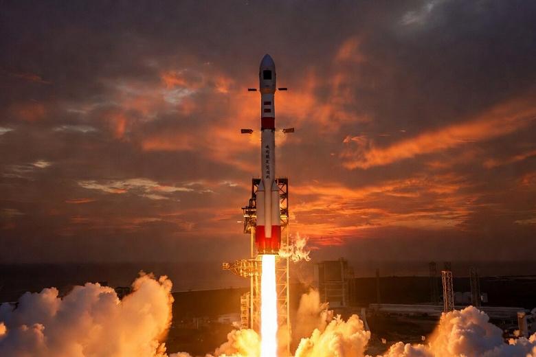 Китай открыл государственные ракеты Long March для массового «попутного» запуска частных спутников