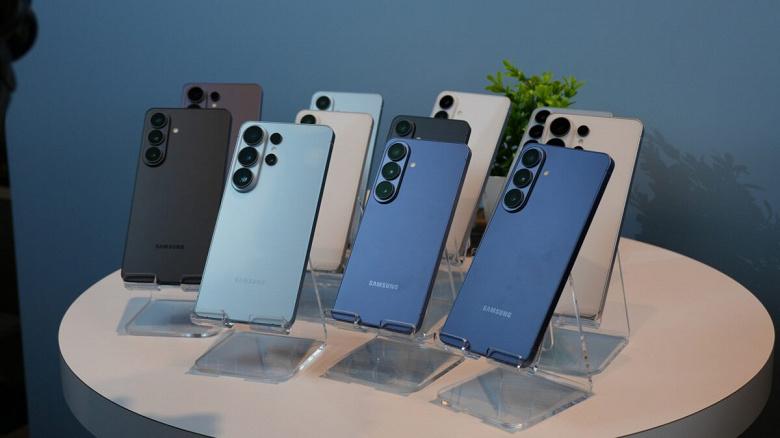 Samsung Galaxy S26 Ultra останется без 10-битного дисплея и скоростной памяти UFS 4.1 Samsung Galaxy S26 Ultra останется без 10-битного дисплея и скоростной памяти UFS 4.1