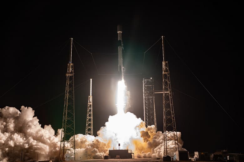 SpaceX повысила стоимость запусков Falcon 9: доставка килограмма груза теперь обойдется в 7000 долларов SpaceX повысила стоимость запусков Falcon 9: доставка килограмма груза теперь обойдется в 7000 долларов