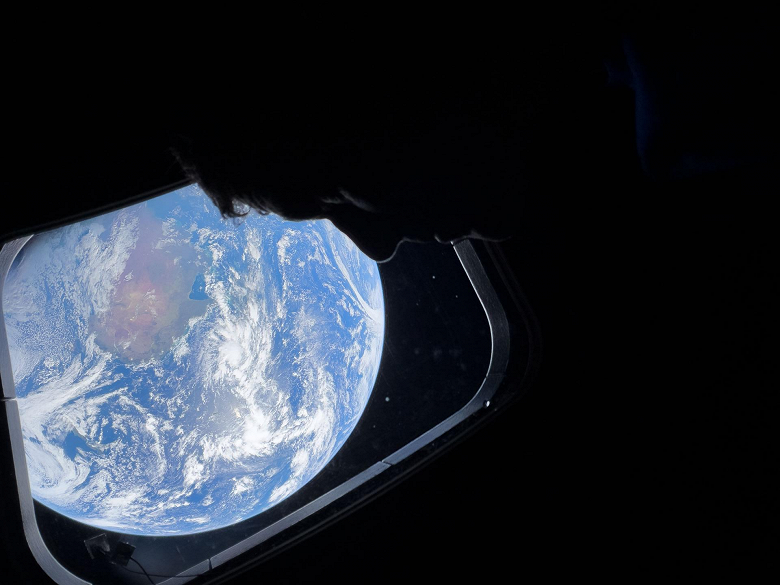 Лунный аппарат перешел на лазерную связь: скорость передачи данных достигла 260 Мбит/с Лунный аппарат перешел на лазерную связь: скорость передачи данных достигла 260 Мбит/с