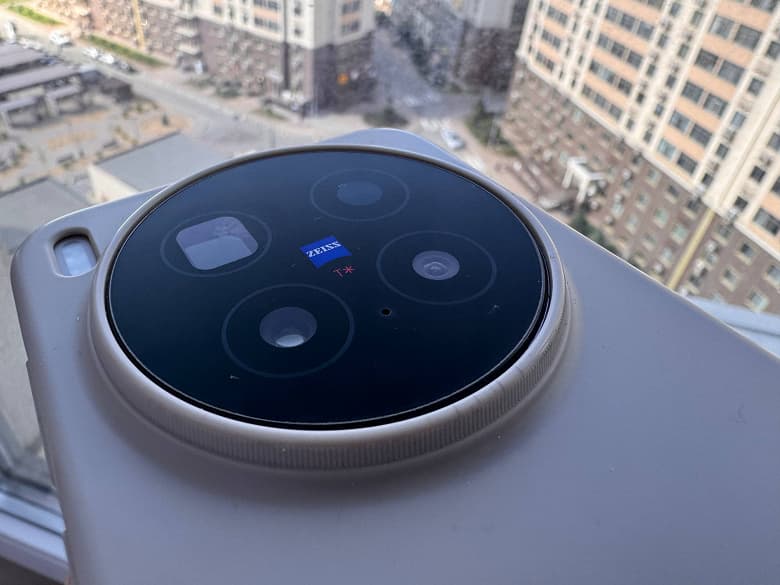 Vivo X300 Pro и iQOO 15 получили Android 17: пока только в Китае Vivo X300 Pro и iQOO 15 получили Android 17: пока только в Китае