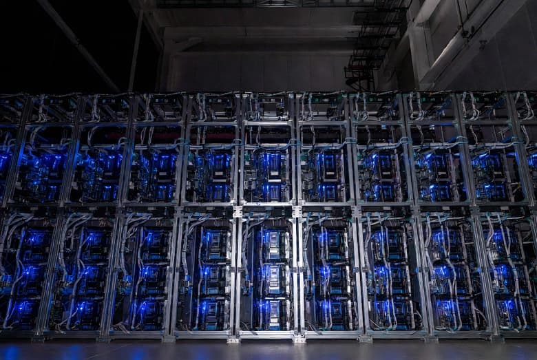 Гигаваттный суперкомпьютер Илона Маска приступил к одновременному обучению семи нейросетей Гигаваттный суперкомпьютер Илона Маска приступил к одновременному обучению семи нейросетей