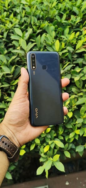 5000 мА•ч, Snapdragon 675, 6/64 ГБ за 140 евро. Представлен интересный бюджетник от именитого производителя