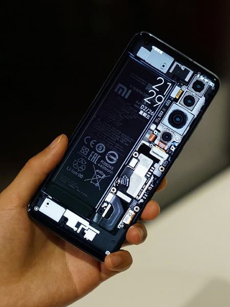 Глава Xiaomi заинтриговал прозрачным Xiaomi Mi 10 Transparent Edition Глава Xiaomi заинтриговал прозрачным Xiaomi Mi 10 Transparent Edition
