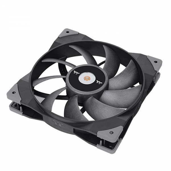 Вентиляторы Thermaltake ToughFan 14 предложены по одному и парами Вентиляторы Thermaltake ToughFan 14 предложены по одному и парами