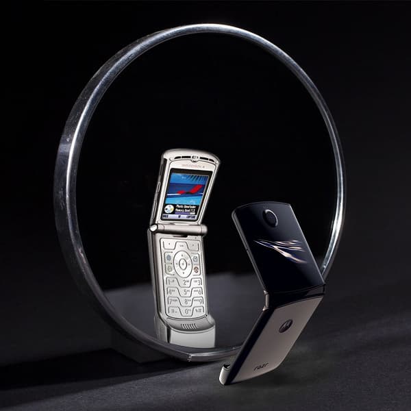 Теперь официально: Раскладушка с гибким экраном Motorola RAZR 5G прибыла в Россию