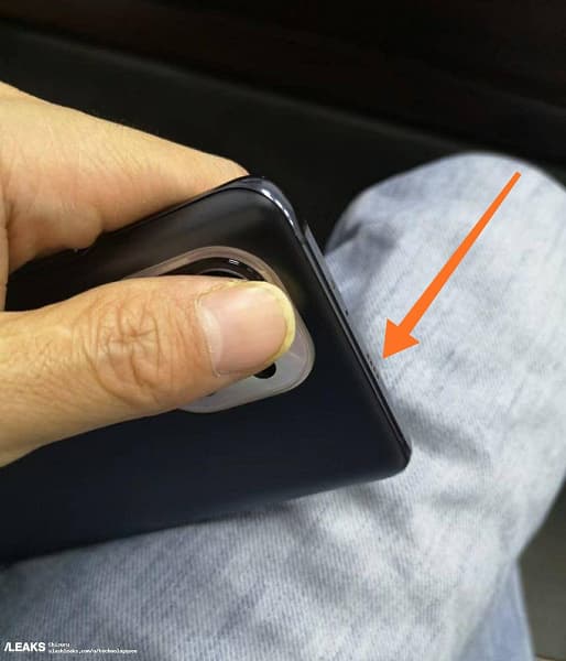 Xiaomi Mi 11 во всей красе на живых фото и рендерах