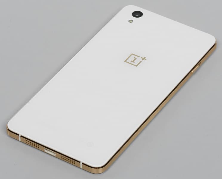 От убийц флагманов к убийцам бюджетников. OnePlus собралась выпускать недорогие смартфоны От убийц флагманов к убийцам бюджетников. OnePlus собралась выпускать недорогие смартфоны