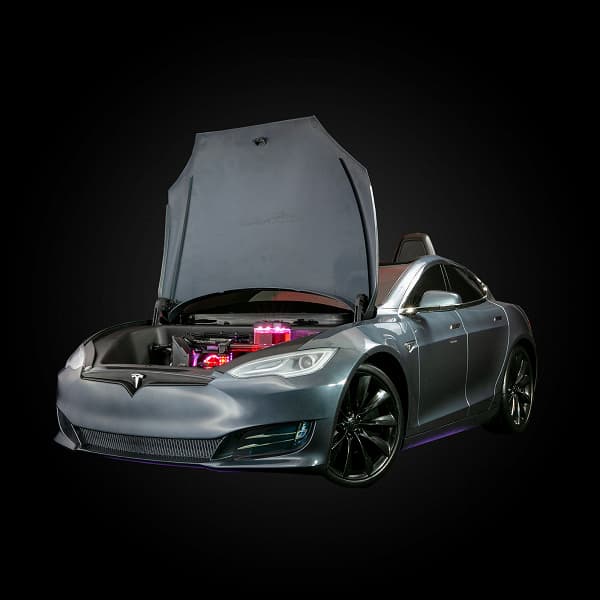 Когда ПК действительно быстрый и может от вас уехать. Ludicrous PC собран внутри детского электромобиля