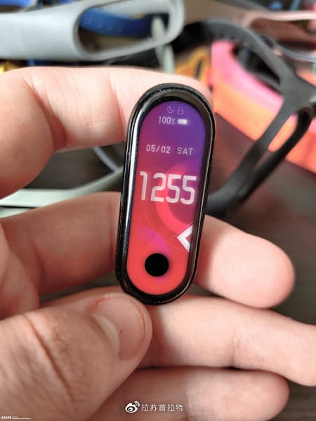 Забудьте фотографии Xiaomi Mi Band 5. Это фейк Забудьте фотографии Xiaomi Mi Band 5. Это фейк