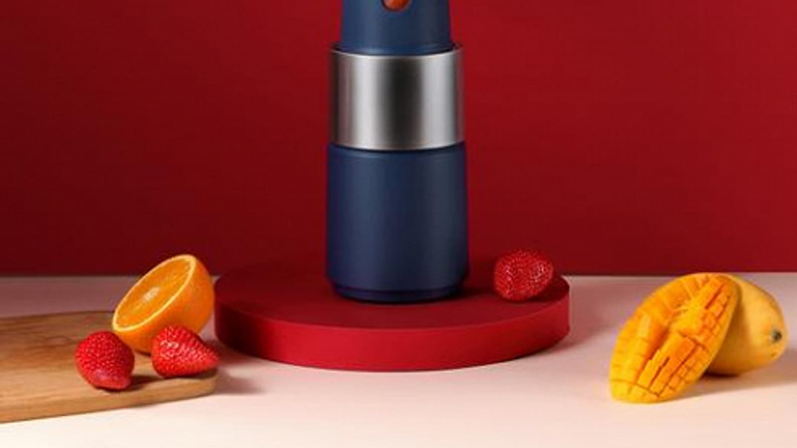 На платформе Xiaomi Youpin представлен портативный блендер Pinlo Blender Pro