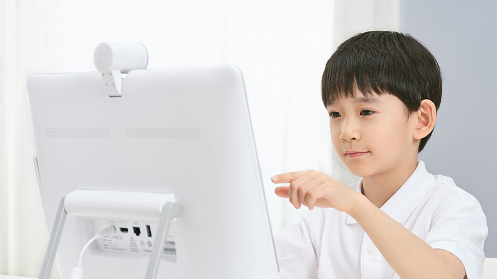 Xiaomi представила моноблок с сенсорным экраном NextClass.ai NX1