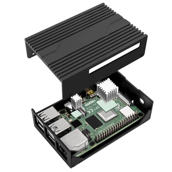 Корпус SilverStone PI02 предназначен для одноплатного мини-компьютера Raspberry Pi 4 Model B