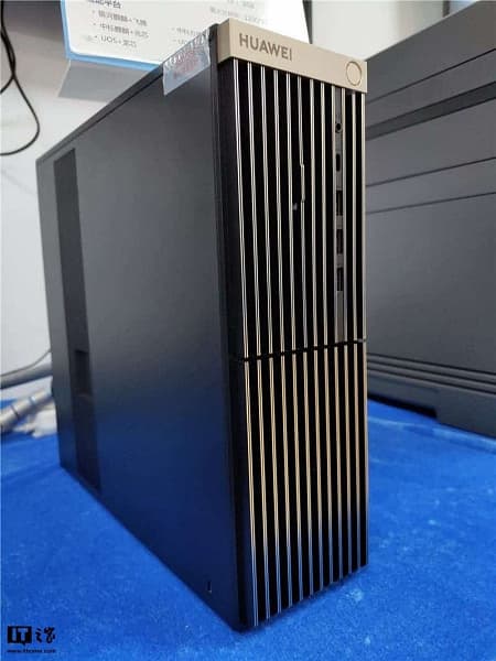 Первое живое фото мини-ПК Huawei