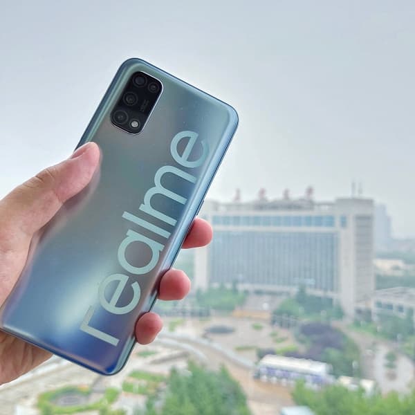 Realme V5 в итоге оказался клоном Honor 30. Живые фото в высоком разрешении