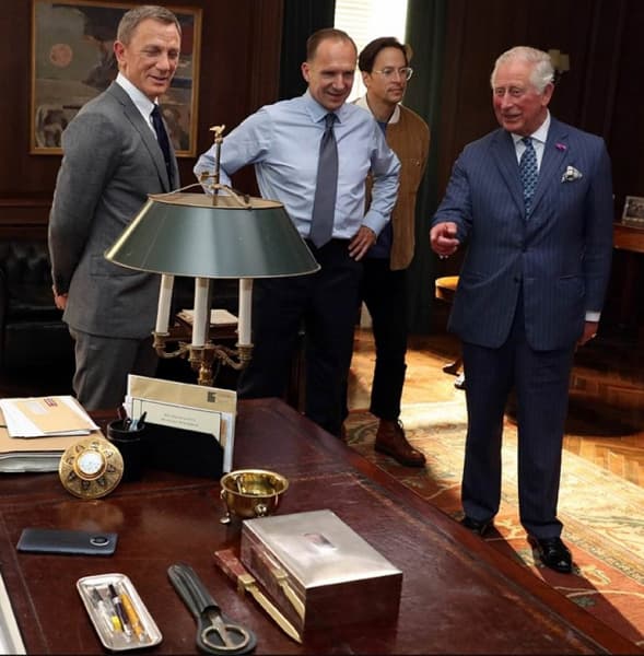 Nokia 7.3 заметили на съемках фильма «Не время умирать»