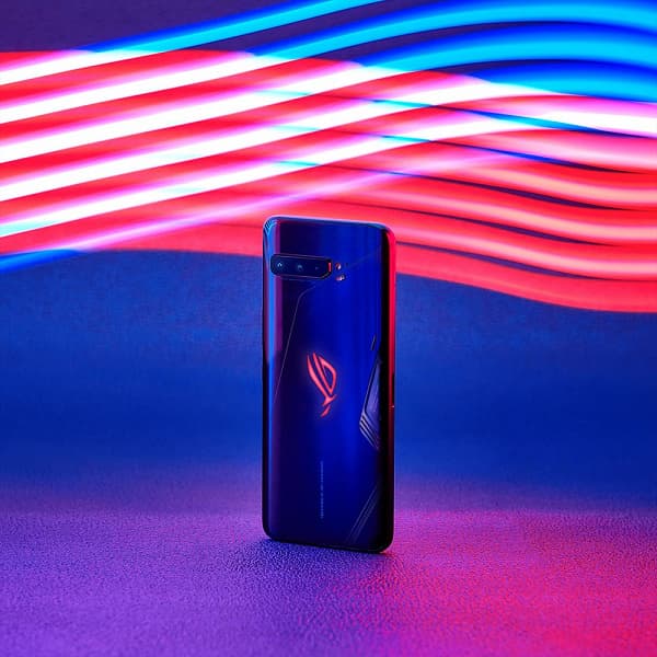 144 Гц, 1 мс, Snapdragon 865+, 16 ГБ и 6000 мА·ч. Игровой монстр Asus ROG Phone 3 прибыл в Россию