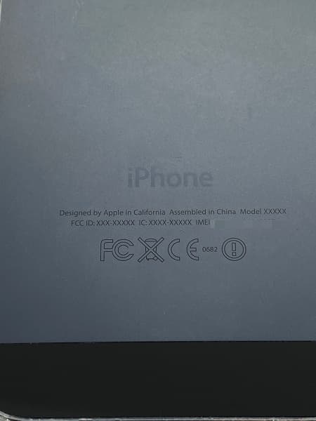 Такого iPhone 5 мы не видели. Редкие фото прототипа засветились в сети