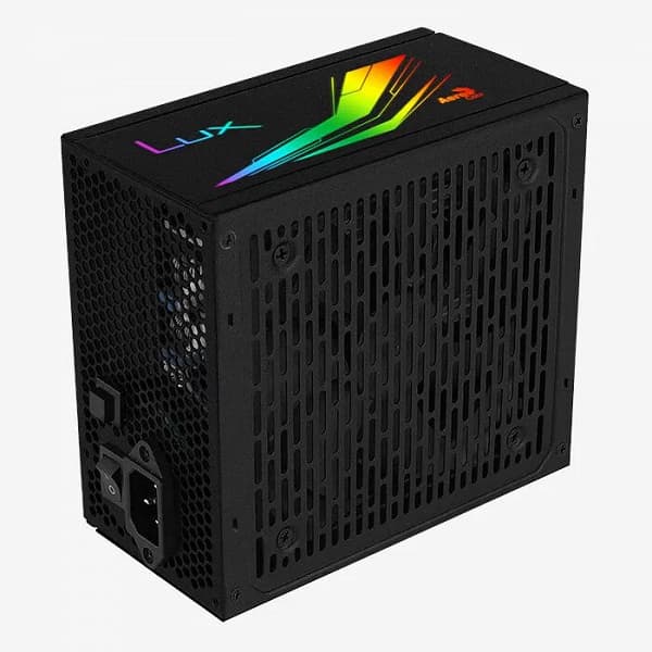 Блок питания AeroCool LUX RGB 850M украшен подсветкой