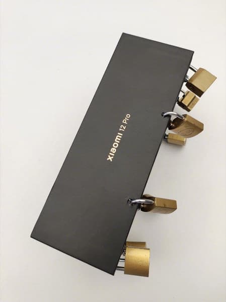 Глава Xiaomi показал коробку Xiaomi 12 Pro. Зарядное устройство мощностью 120 Вт – в комплекте Глава Xiaomi показал коробку Xiaomi 12 Pro. Зарядное устройство мощностью 120 Вт – в комплекте