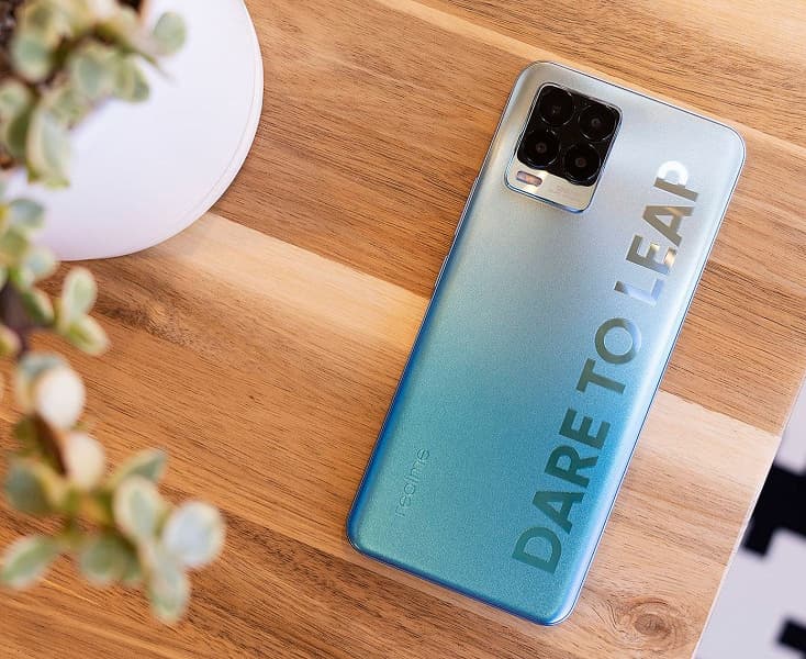 Куда бегут бывшие пользователи Huawei и Honor? В Китае на фоне их падения сильнее всего выросла Realme Куда бегут бывшие пользователи Huawei и Honor? В Китае на фоне их падения сильнее всего выросла Realme