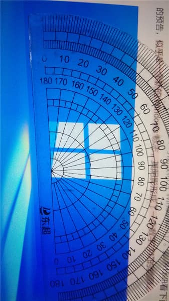 Microsoft, возможно, намекнула на Windows 11 повернутым логотипом